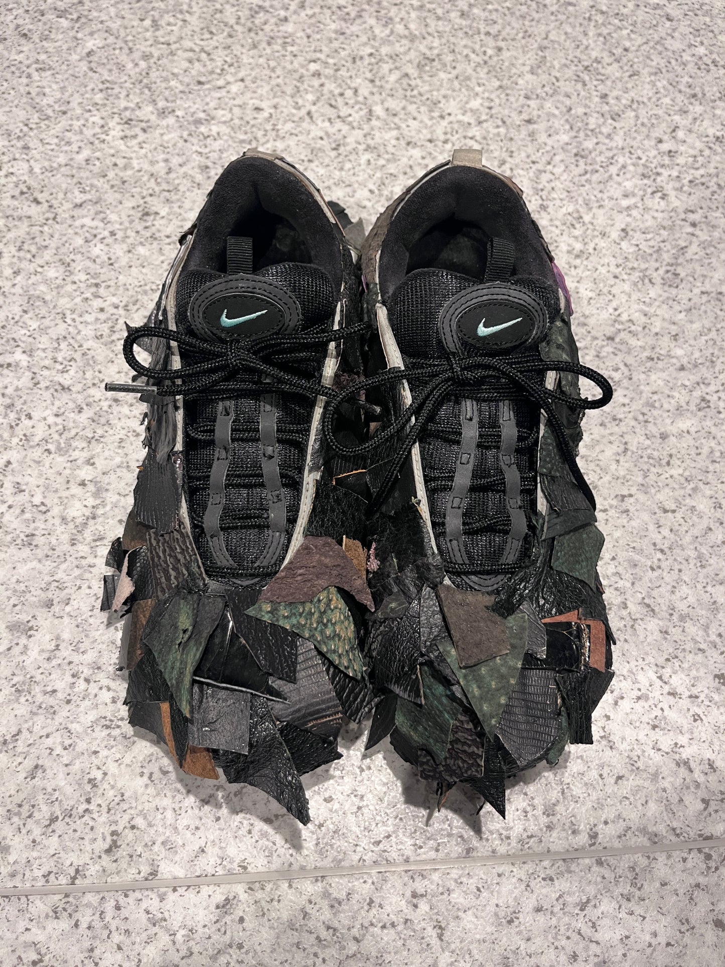【ELITE SERVICE】VENOM Sneakers